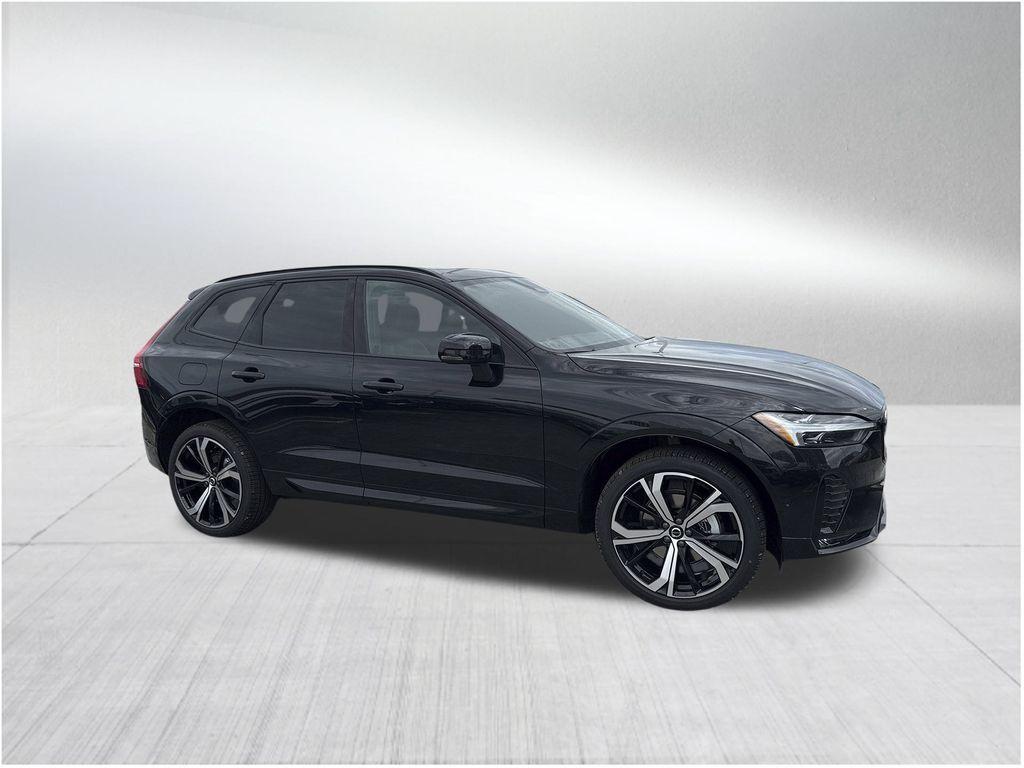 new 2025 Volvo XC60 car, priced at $55,195