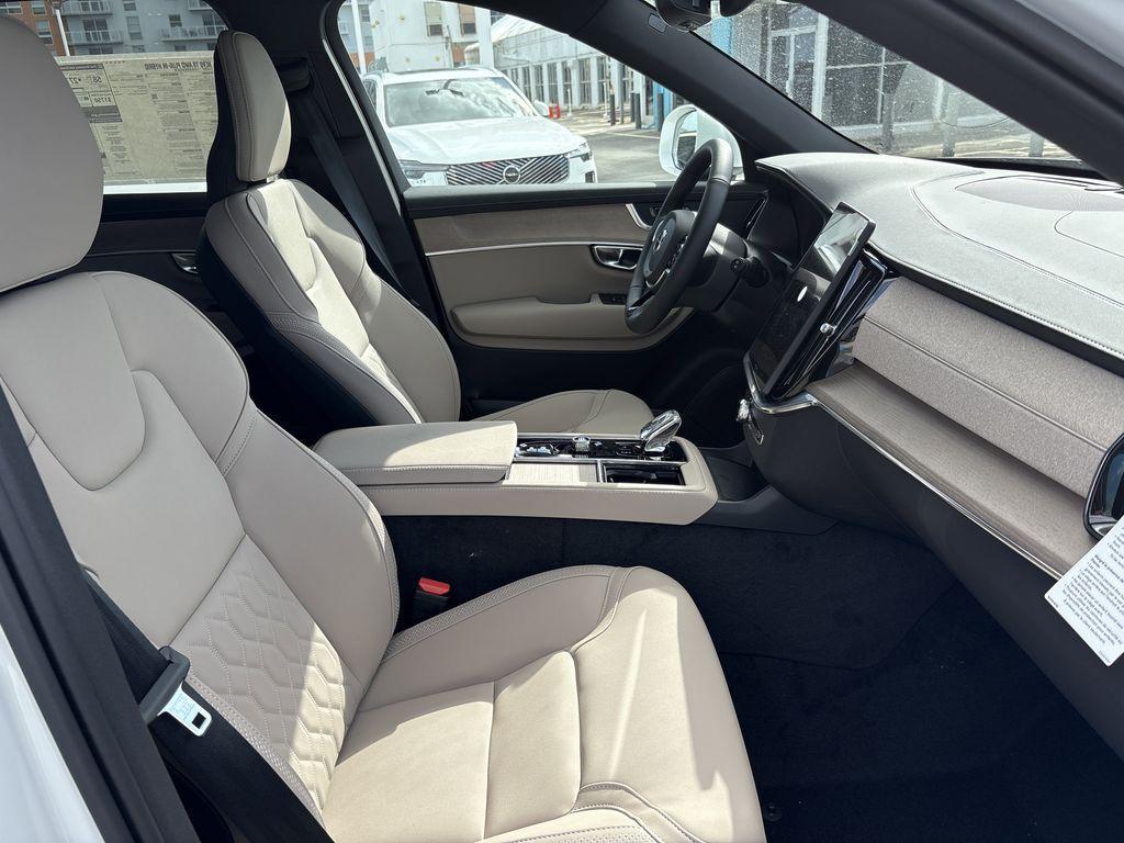 new 2026 Volvo XC90 Plug-In Hybrid car, priced at $74,795