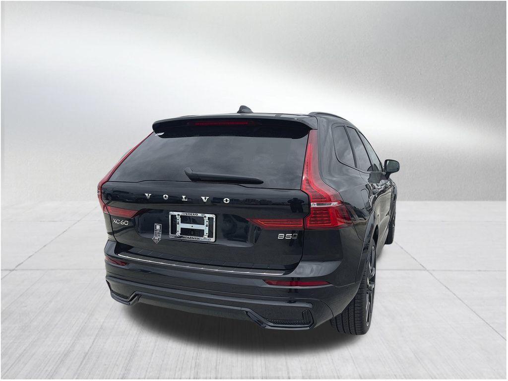 new 2025 Volvo XC60 car, priced at $55,050