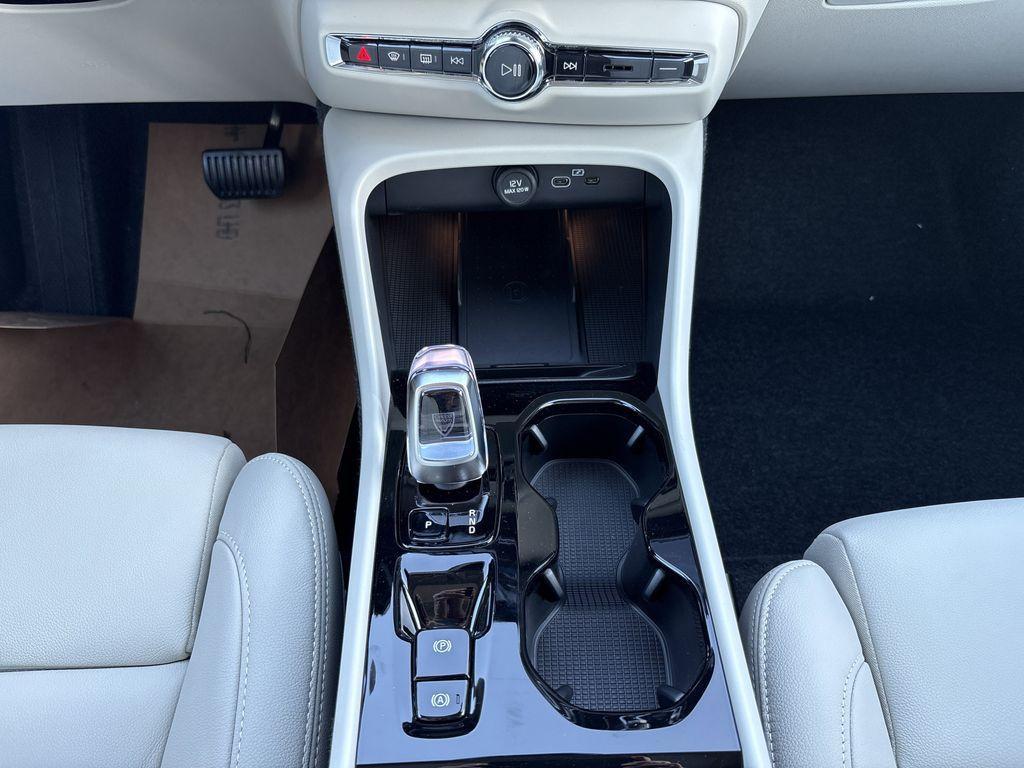 new 2026 Volvo XC40 car, priced at $47,650