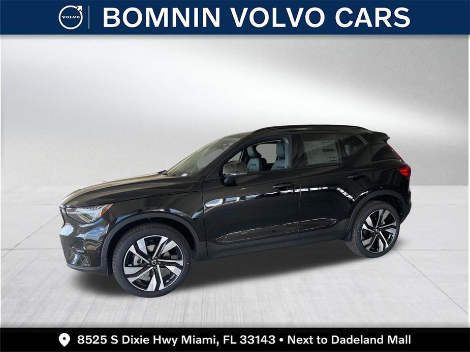 new 2024 Volvo XC40 car, priced at $41,055