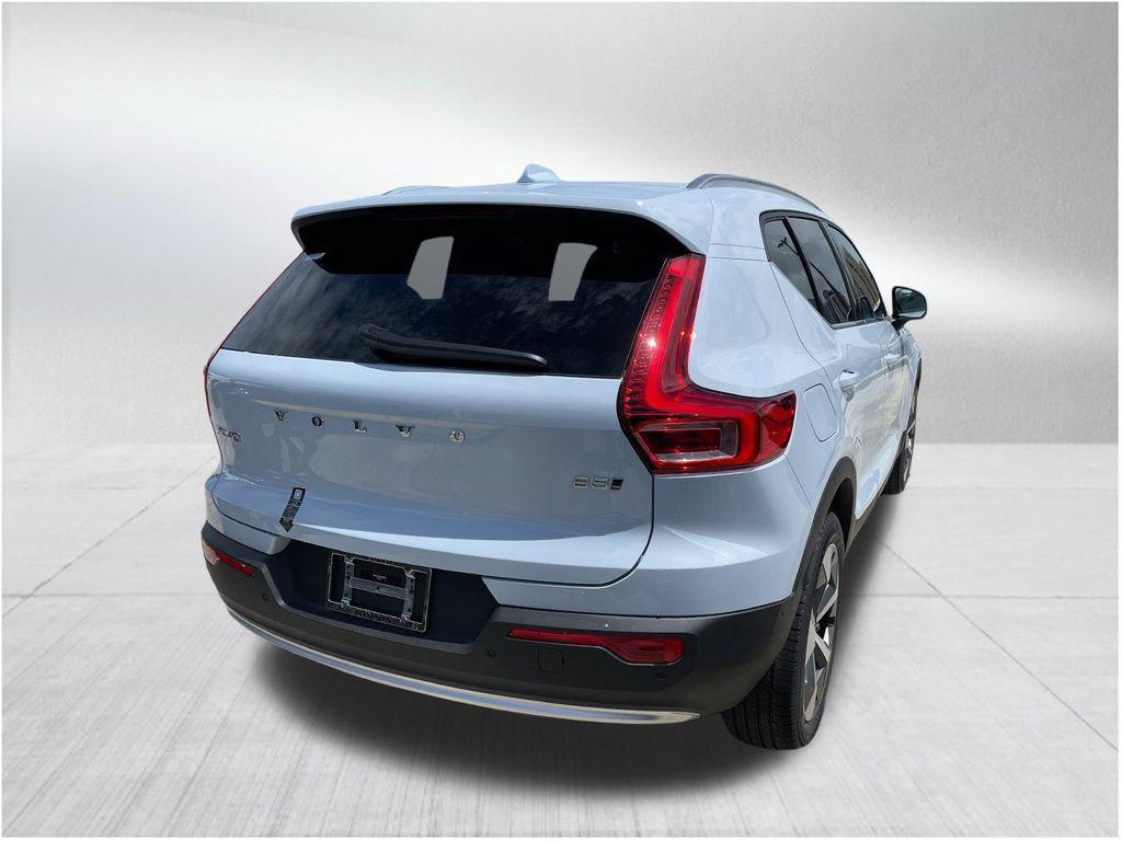 new 2025 Volvo XC40 car, priced at $46,420