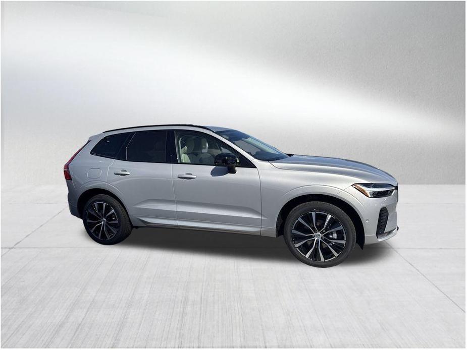 new 2025 Volvo XC60 car, priced at $52,975