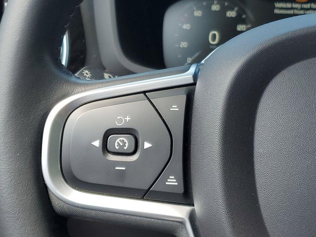 used 2022 Volvo S60 Recharge Plug-In Hybrid car, priced at $31,990
