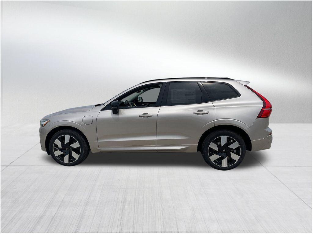 new 2025 Volvo XC60 Plug-In Hybrid car, priced at $62,235