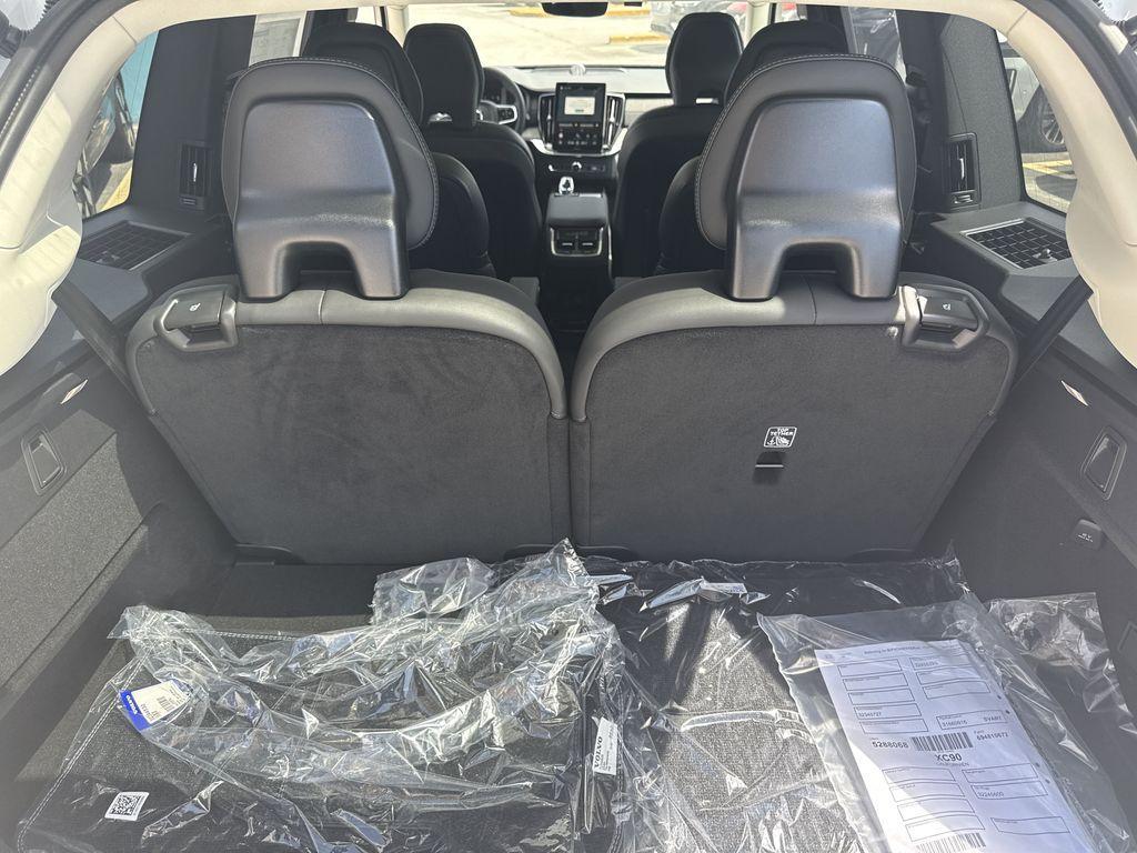 new 2025 Volvo XC90 car, priced at $78,145