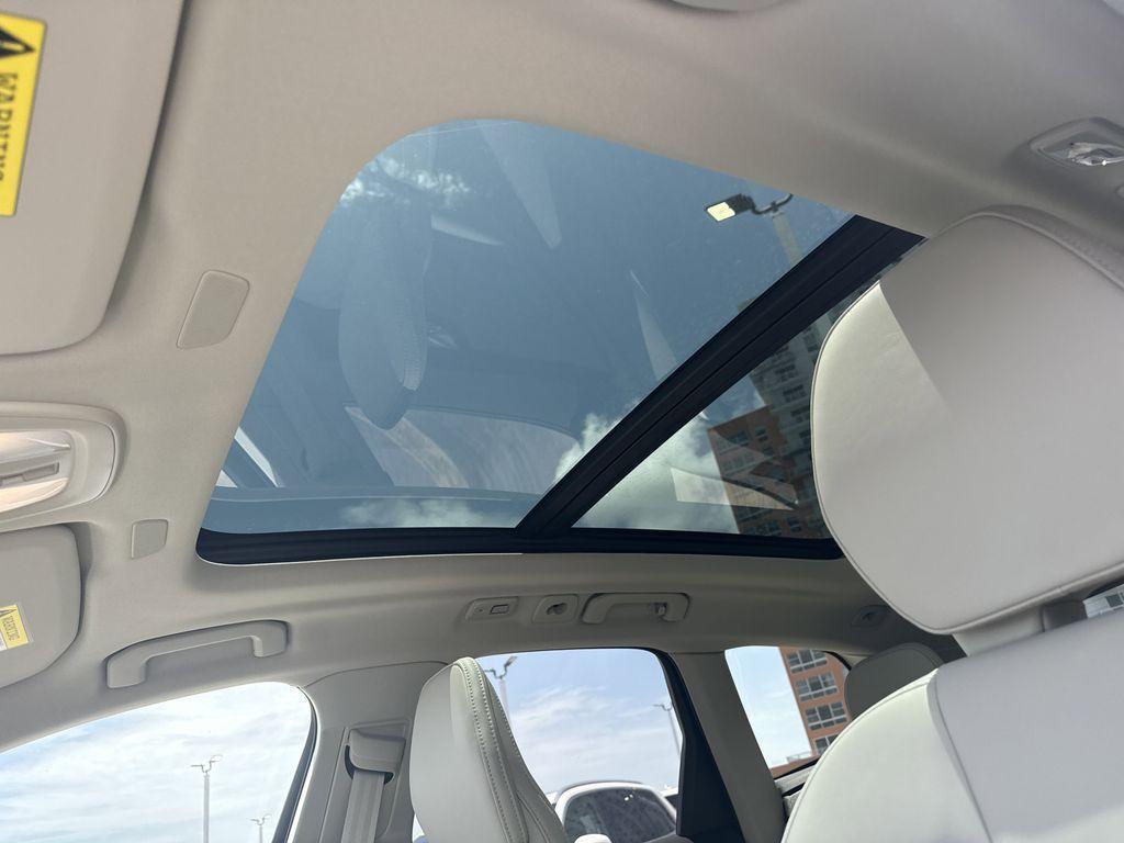 new 2026 Volvo XC60 car, priced at $60,935