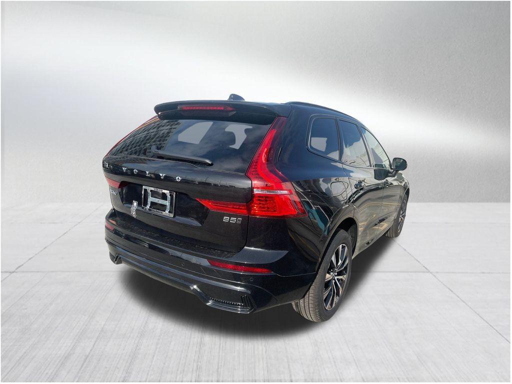 new 2024 Volvo XC60 car, priced at $37,145