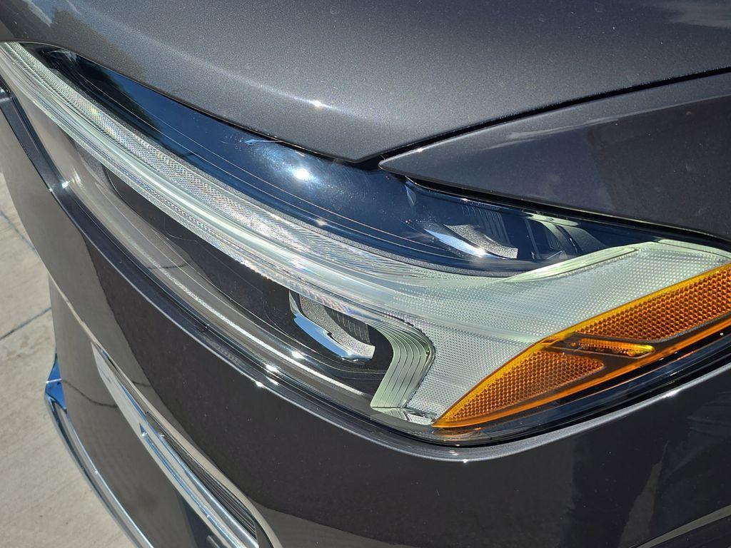 used 2023 Volvo XC60 car, priced at $33,990