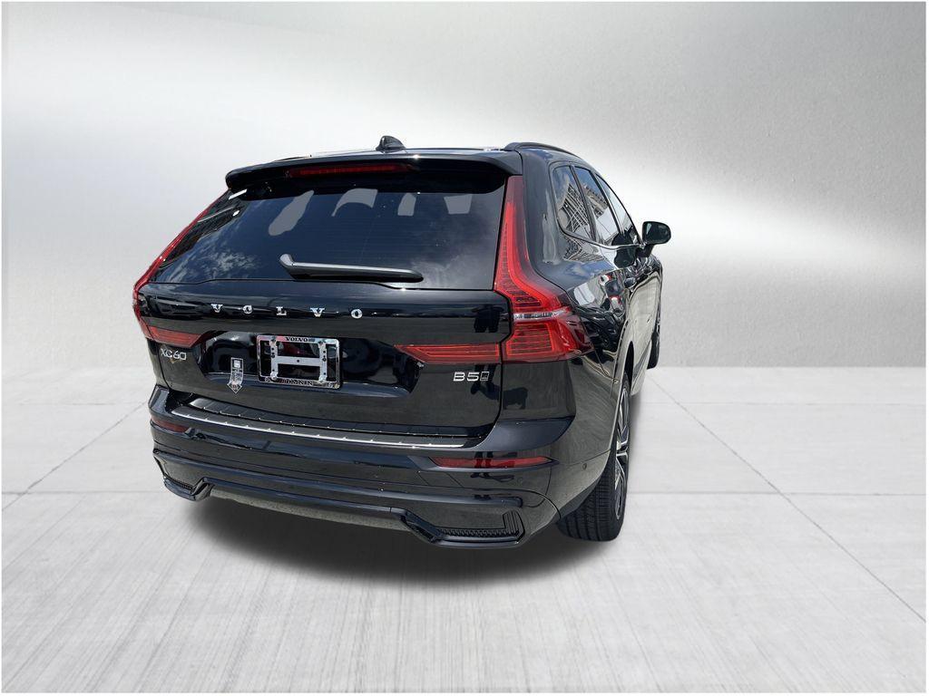 new 2025 Volvo XC60 car, priced at $53,775