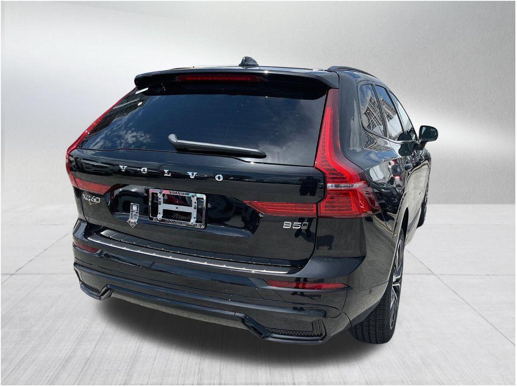 new 2025 Volvo XC60 car, priced at $53,275