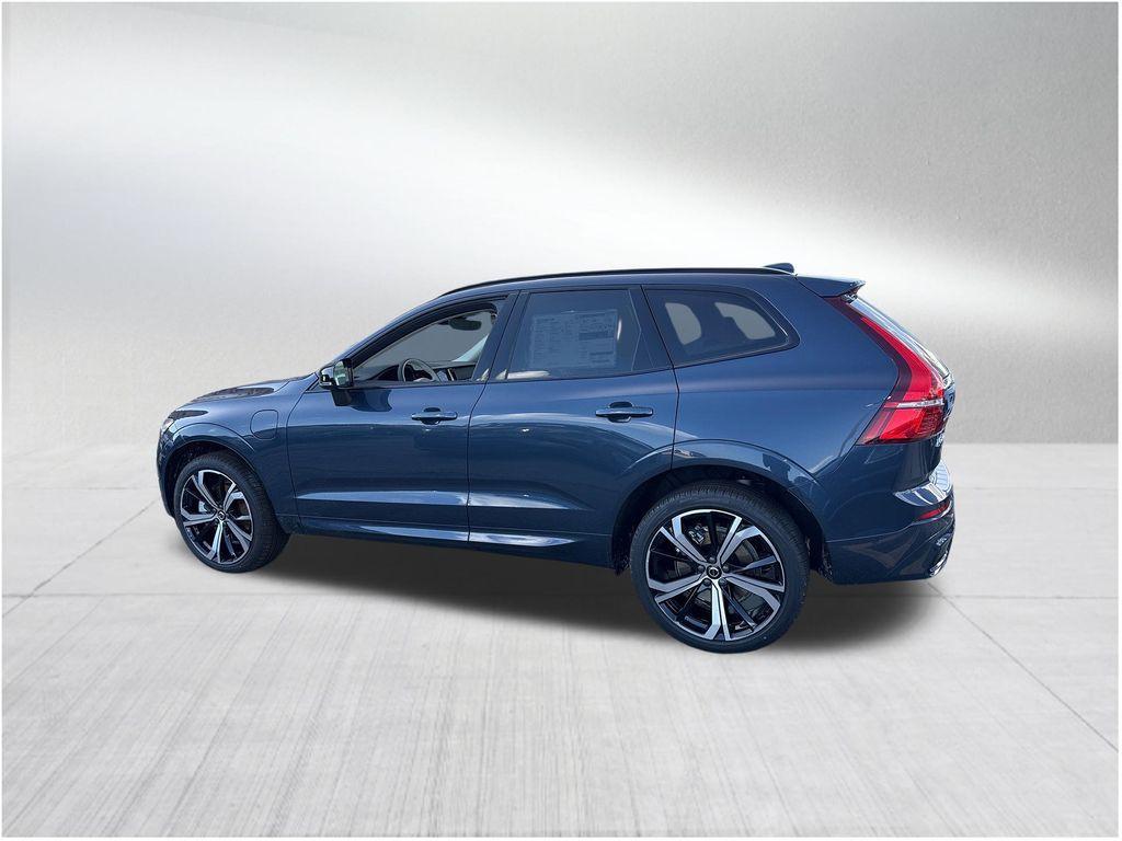 new 2025 Volvo XC60 Plug-In Hybrid car, priced at $62,010
