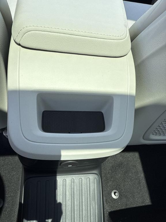 new 2025 Volvo XC60 Plug-In Hybrid car, priced at $62,010