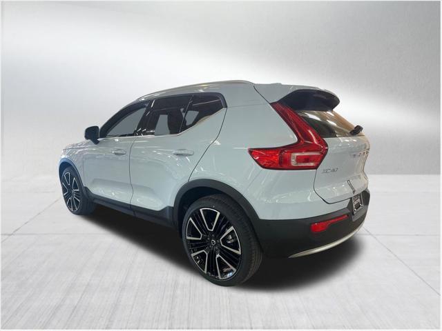 new 2024 Volvo XC40 car, priced at $45,625