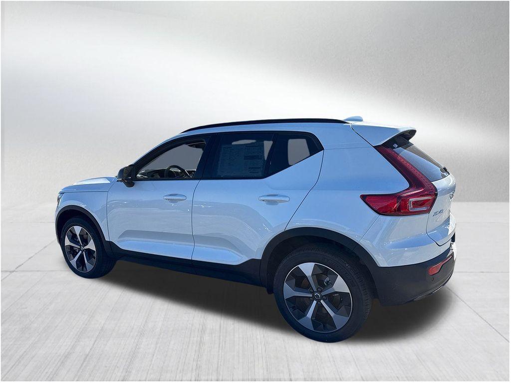 new 2025 Volvo XC40 car, priced at $48,335