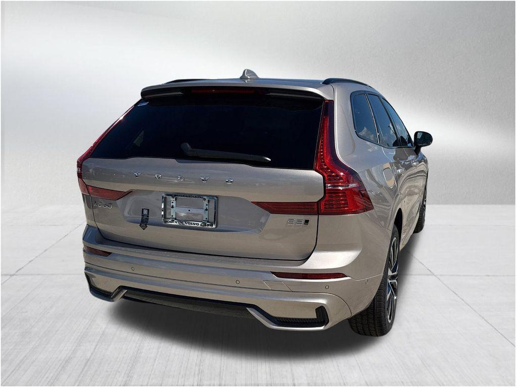 new 2025 Volvo XC60 car, priced at $48,585