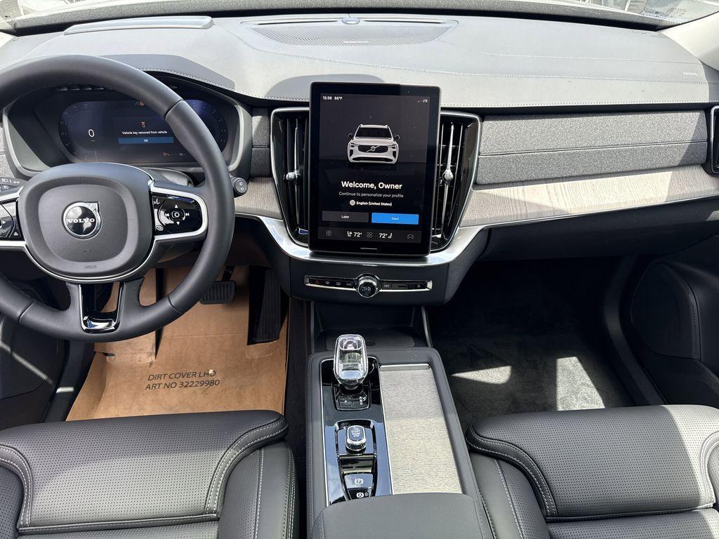 new 2025 Volvo XC90 car, priced at $73,640