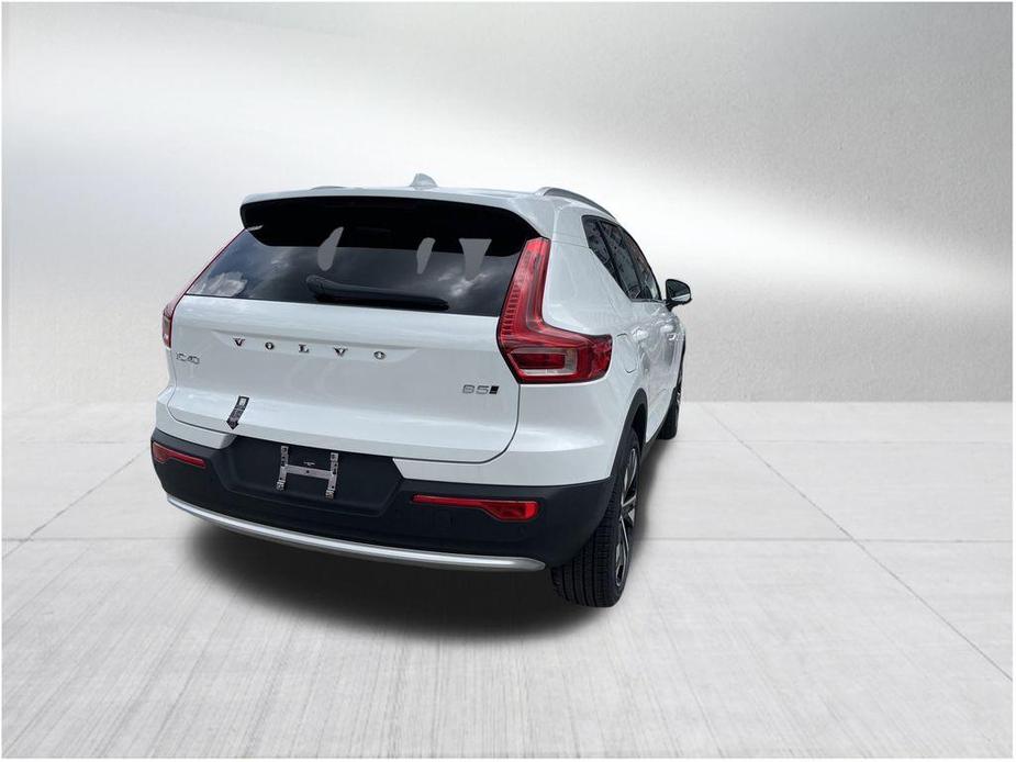 new 2025 Volvo XC40 car, priced at $47,390