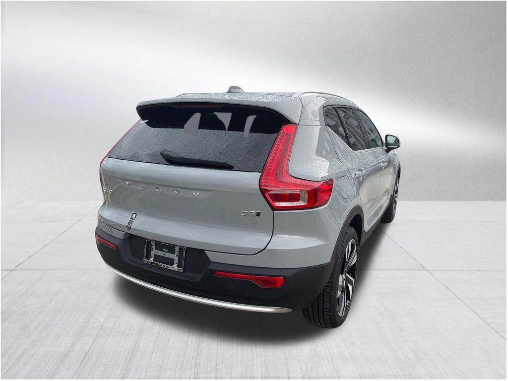 new 2025 Volvo XC40 car, priced at $47,040