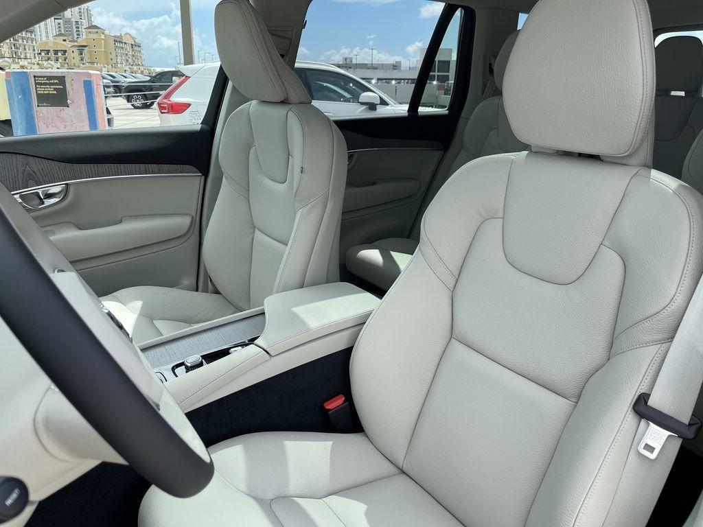 new 2025 Volvo XC90 car, priced at $66,265