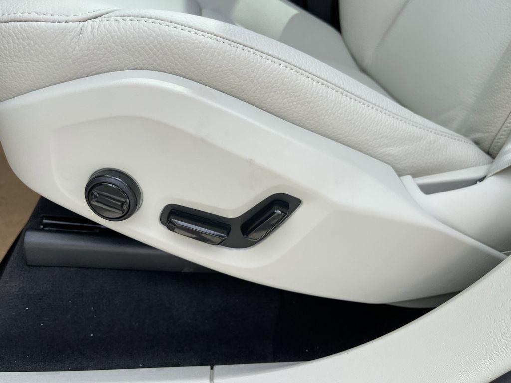 new 2025 Volvo XC90 car, priced at $66,265