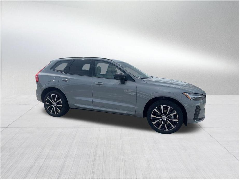 new 2025 Volvo XC60 car, priced at $52,585