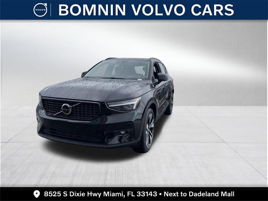 new 2025 Volvo XC40 car, priced at $45,915