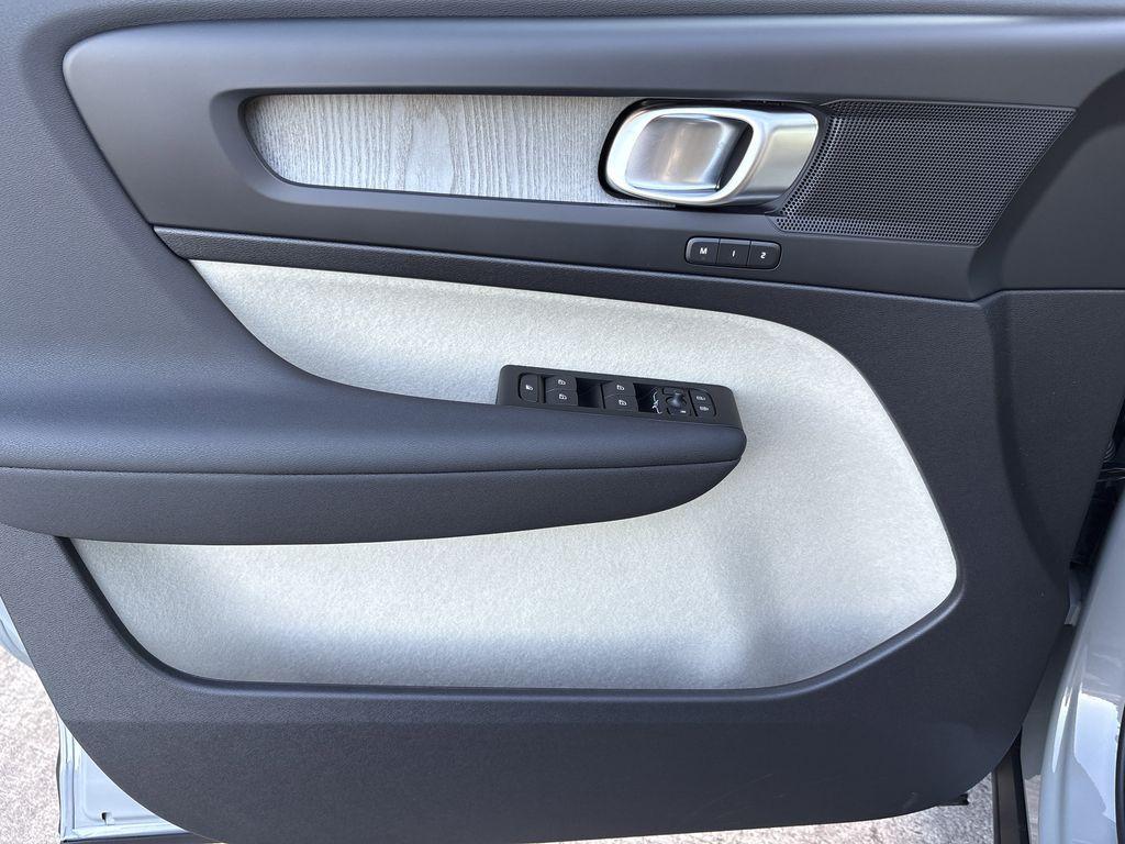 new 2026 Volvo XC40 car, priced at $47,650