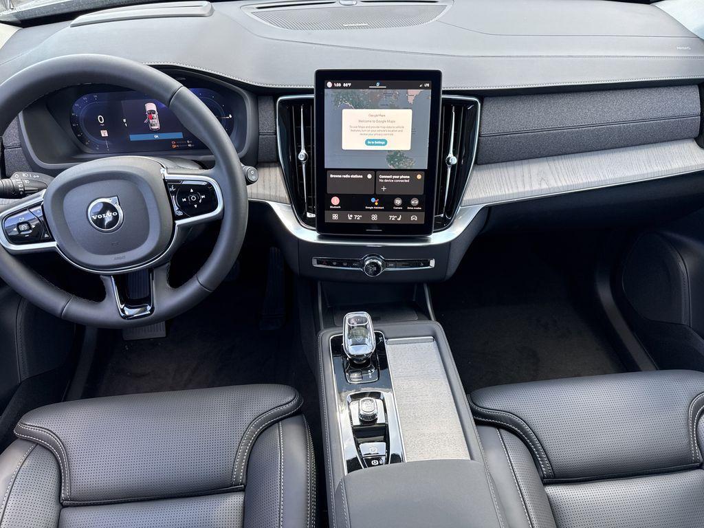new 2025 Volvo XC90 Plug-In Hybrid car, priced at $81,995