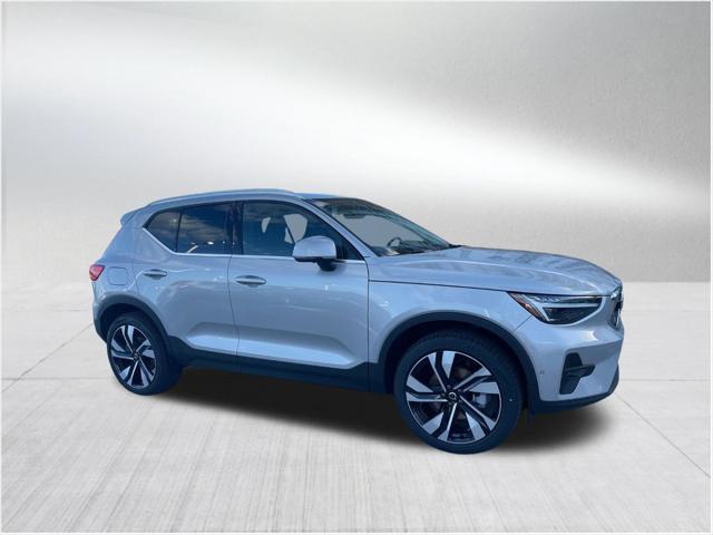 new 2024 Volvo XC40 car, priced at $40,620