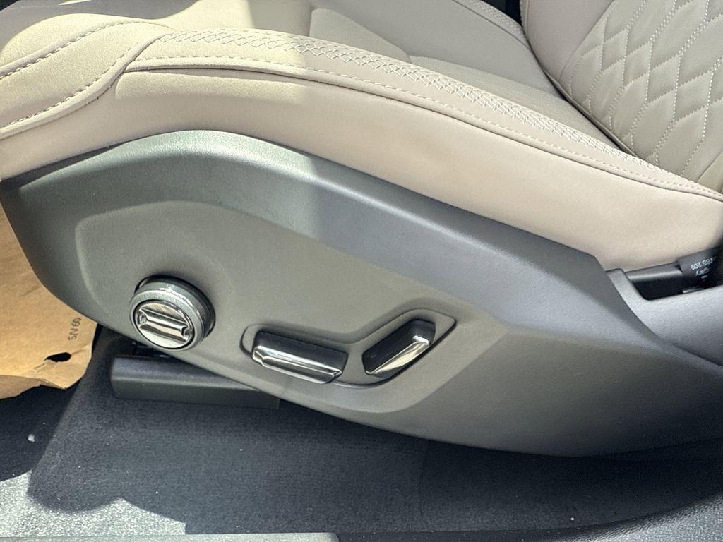 new 2026 Volvo XC60 car, priced at $54,985