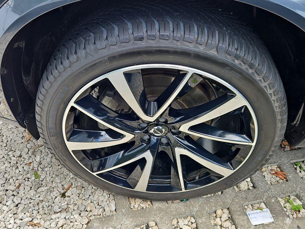 used 2022 Volvo XC90 car, priced at $33,990