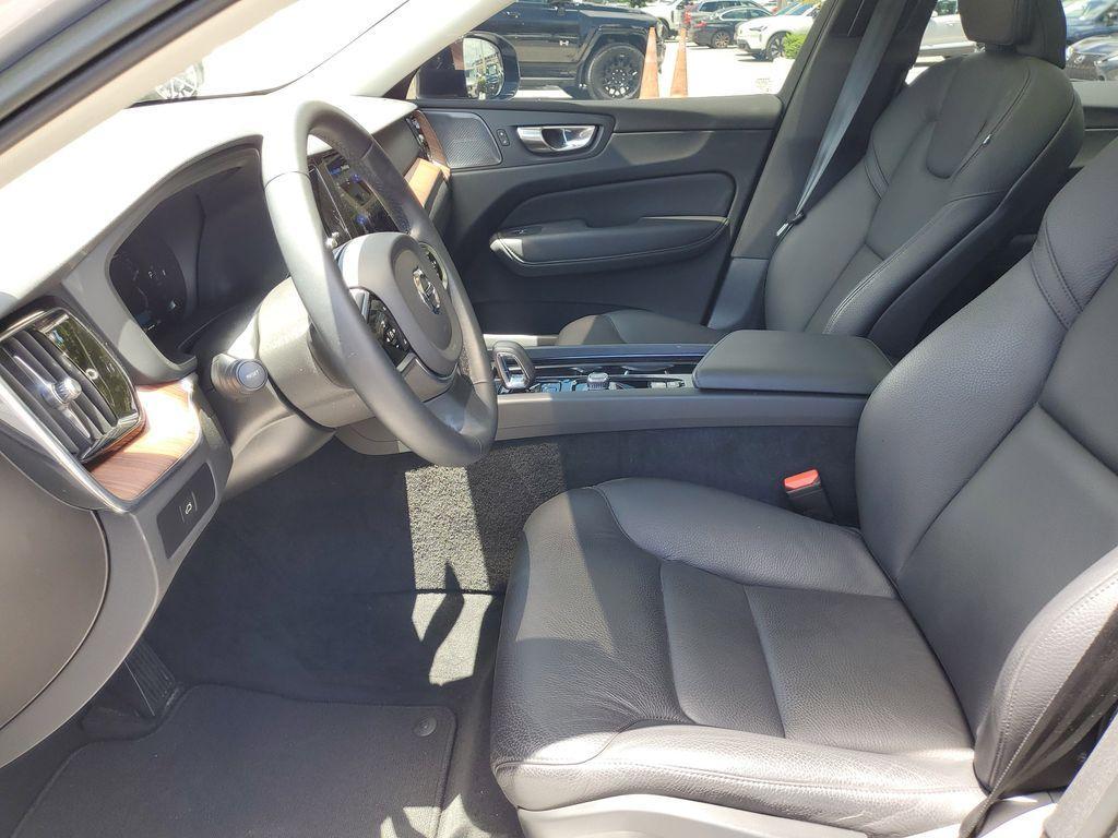used 2023 Volvo XC60 car, priced at $32,990
