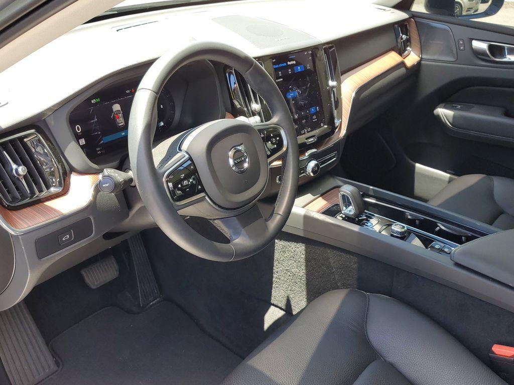 used 2023 Volvo XC60 car, priced at $32,990