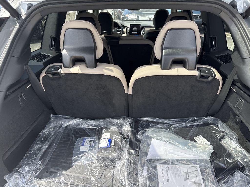 new 2025 Volvo XC90 car, priced at $62,504