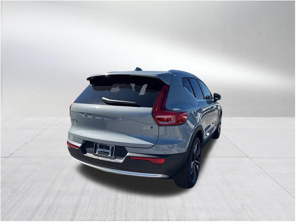 new 2025 Volvo XC40 car, priced at $48,045