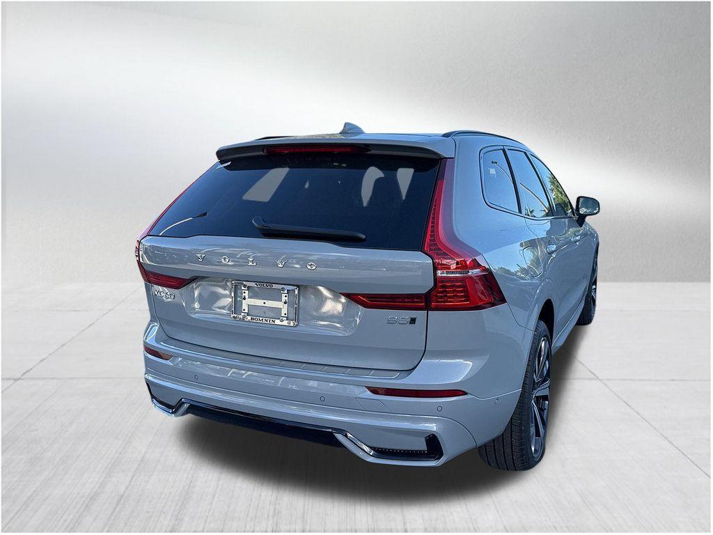 new 2025 Volvo XC60 car, priced at $57,410