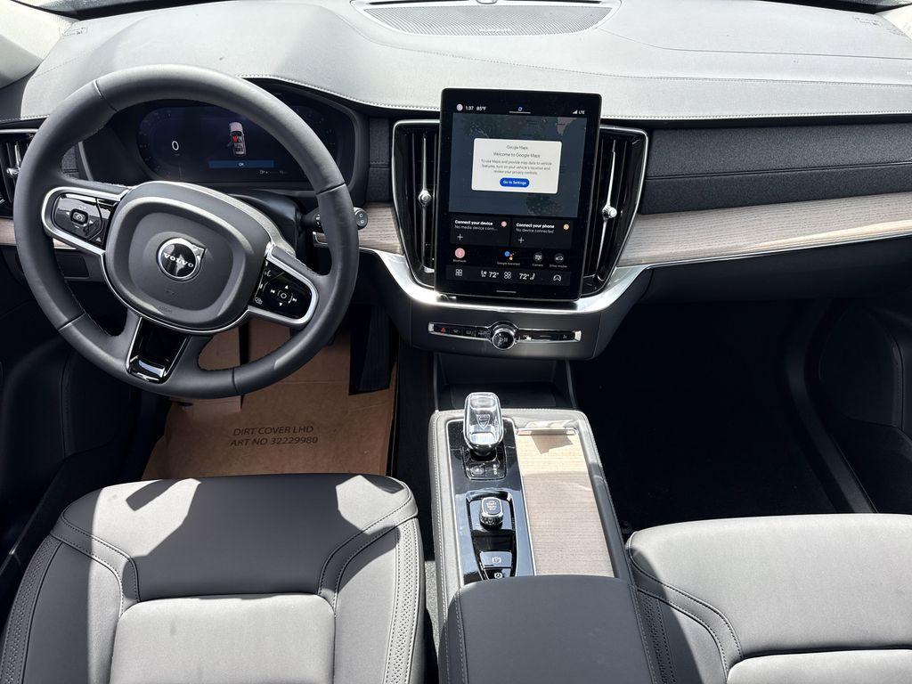 new 2025 Volvo XC90 car, priced at $65,945