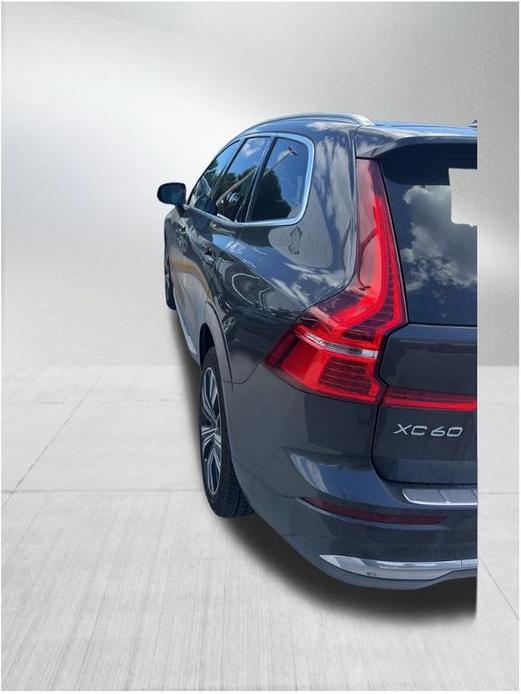 used 2022 Volvo XC60 car, priced at $34,990