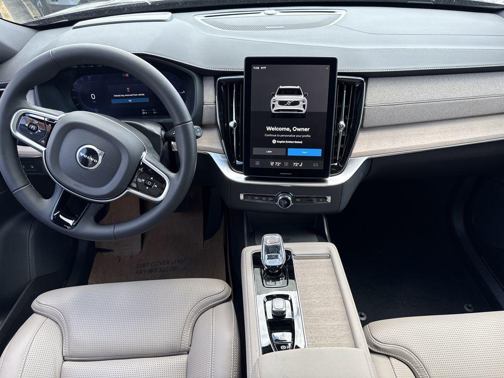 new 2025 Volvo XC90 Plug-In Hybrid car, priced at $82,405