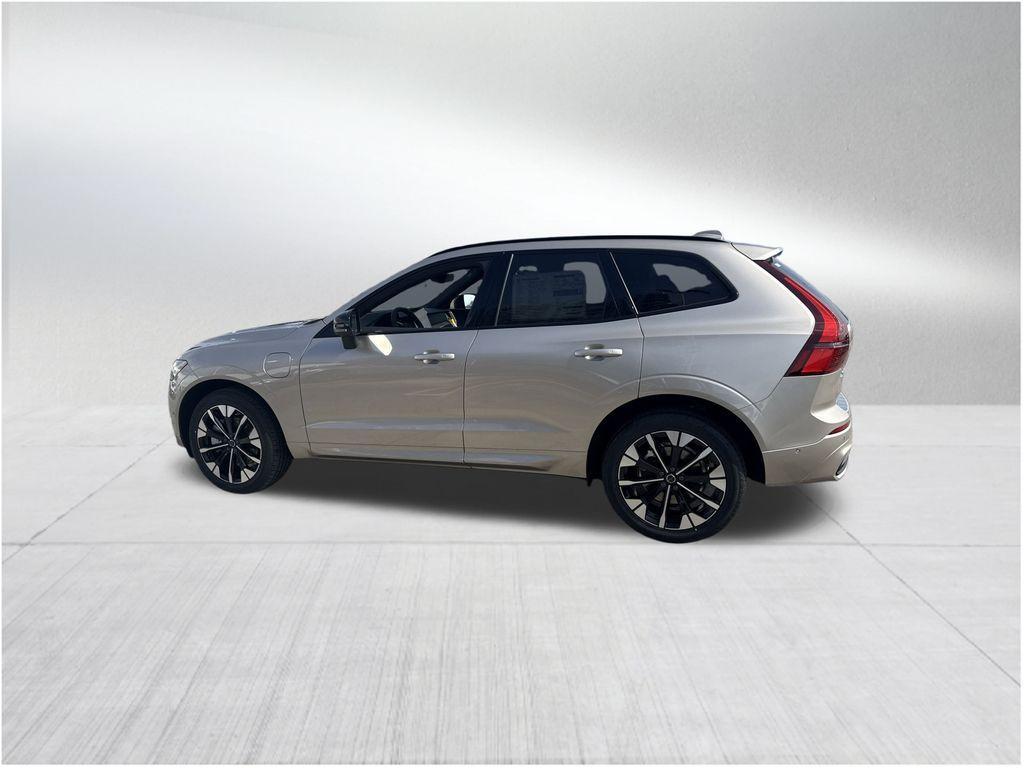 new 2026 Volvo XC60 Plug-In Hybrid car, priced at $66,285