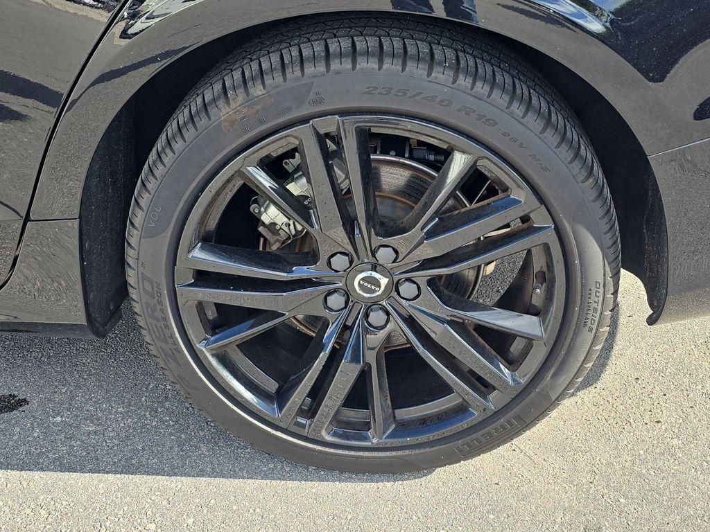 used 2024 Volvo S60 car, priced at $27,990