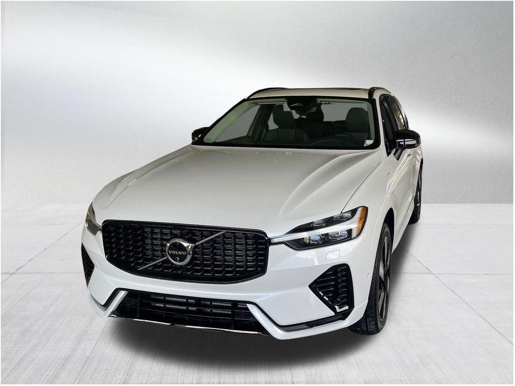 new 2025 Volvo XC60 Plug-In Hybrid car, priced at $62,245