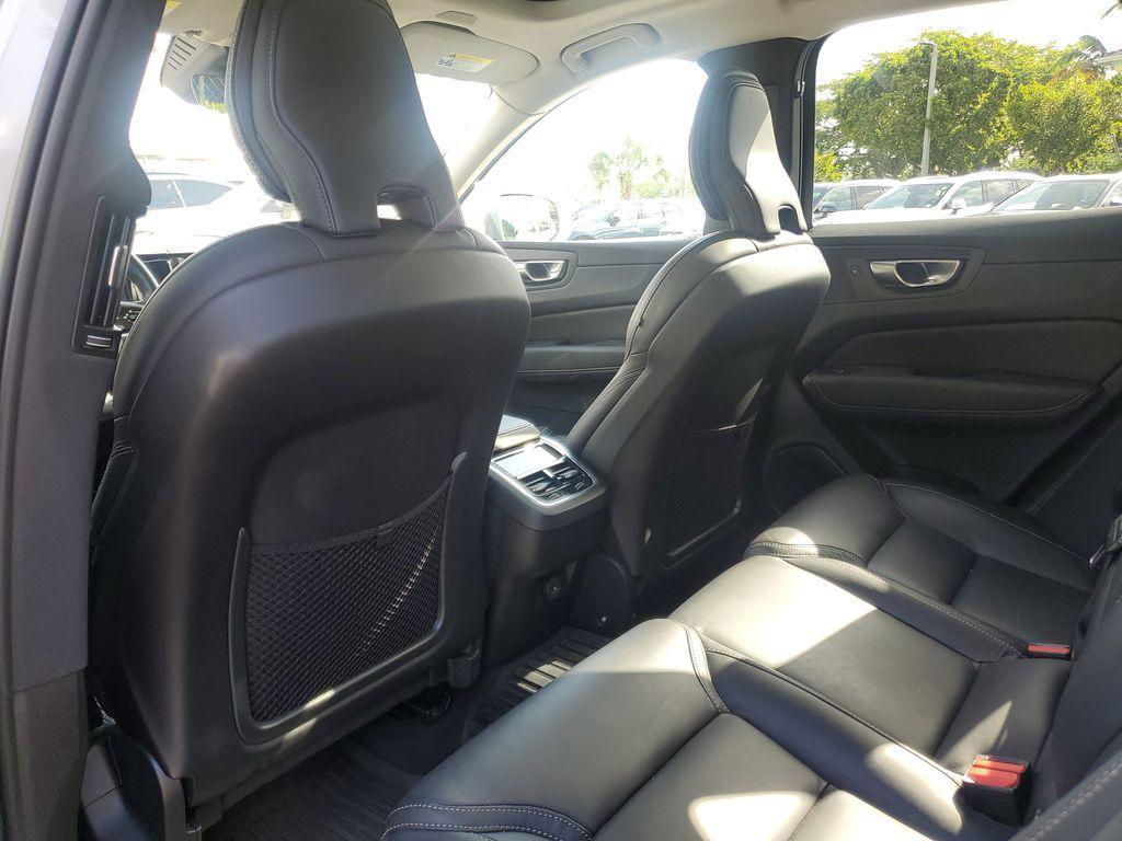 used 2022 Volvo XC60 car, priced at $36,490