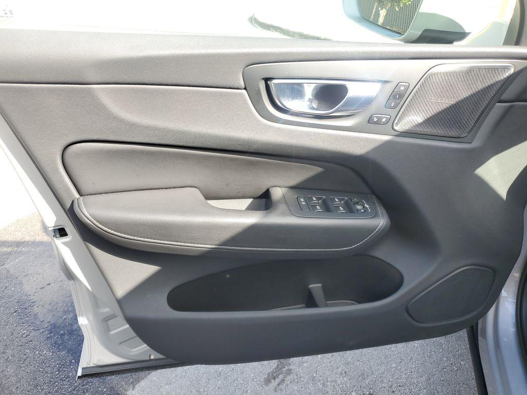 used 2022 Volvo XC60 car, priced at $36,490