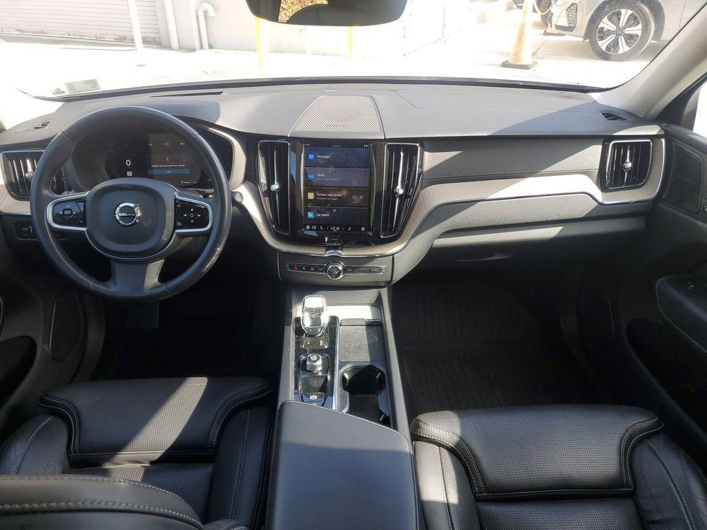 used 2022 Volvo XC60 car, priced at $36,490