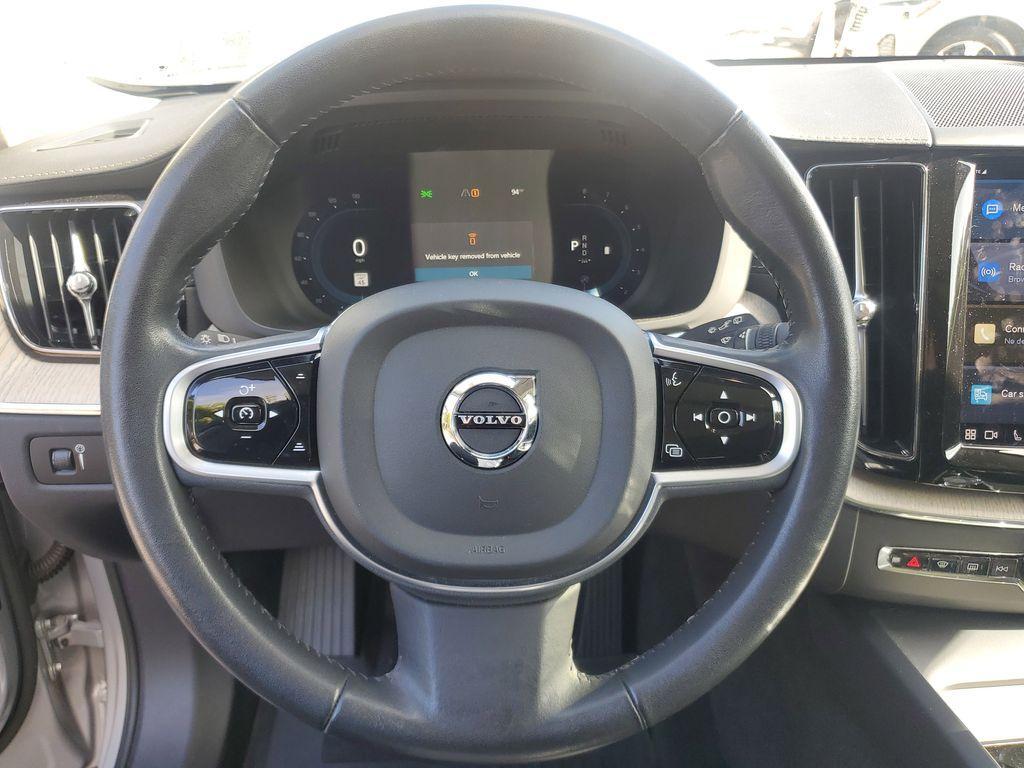 used 2022 Volvo XC60 car, priced at $36,490