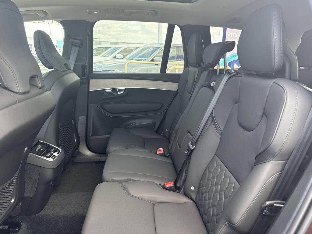 new 2025 Volvo XC90 car, priced at $59,045