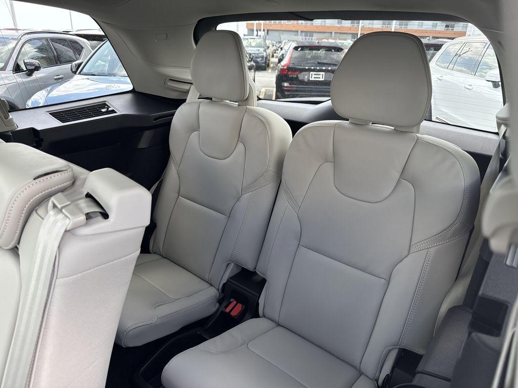 new 2025 Volvo XC90 car, priced at $73,555