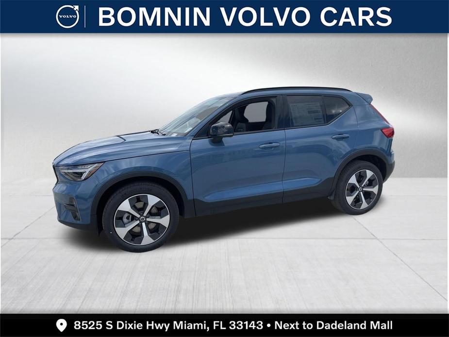new 2024 Volvo XC40 car, priced at $42,460